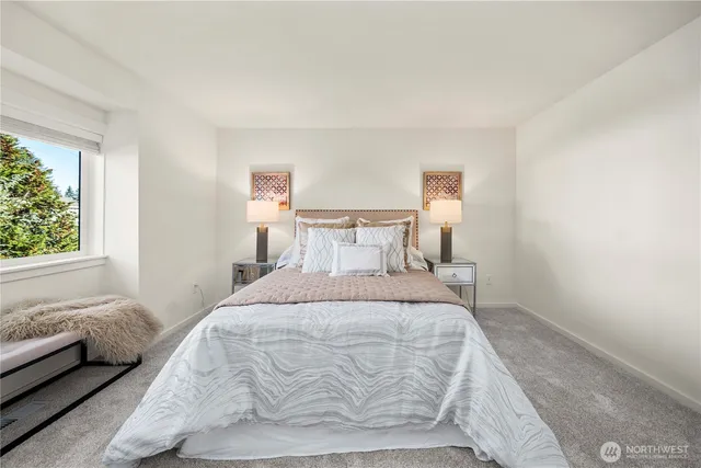 $900,000 | 719 213th Street Southeast, Bothell, WA 98021