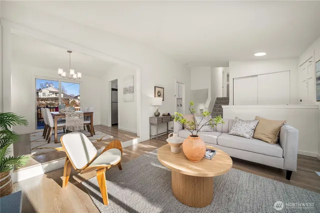 $900,000 | 719 213th Street Southeast, Bothell, WA 98021