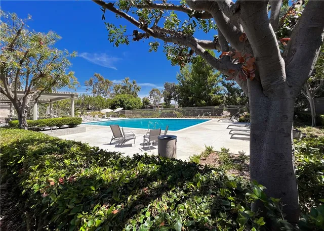 $1,275,000 | 14 Rainbow Ridge, Irvine, CA 92603