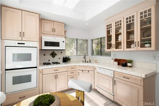 $1,275,000 | 14 Rainbow Ridge, Irvine, CA 92603