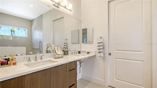 $2,300,000 | 1755 7th Street, Sarasota, FL 34236