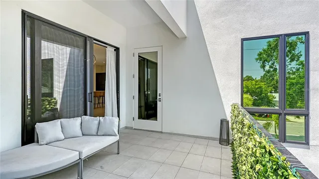 $2,300,000 | 1755 7th Street, Sarasota, FL 34236