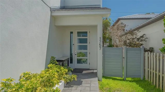 $2,300,000 | 1755 7th Street, Sarasota, FL 34236