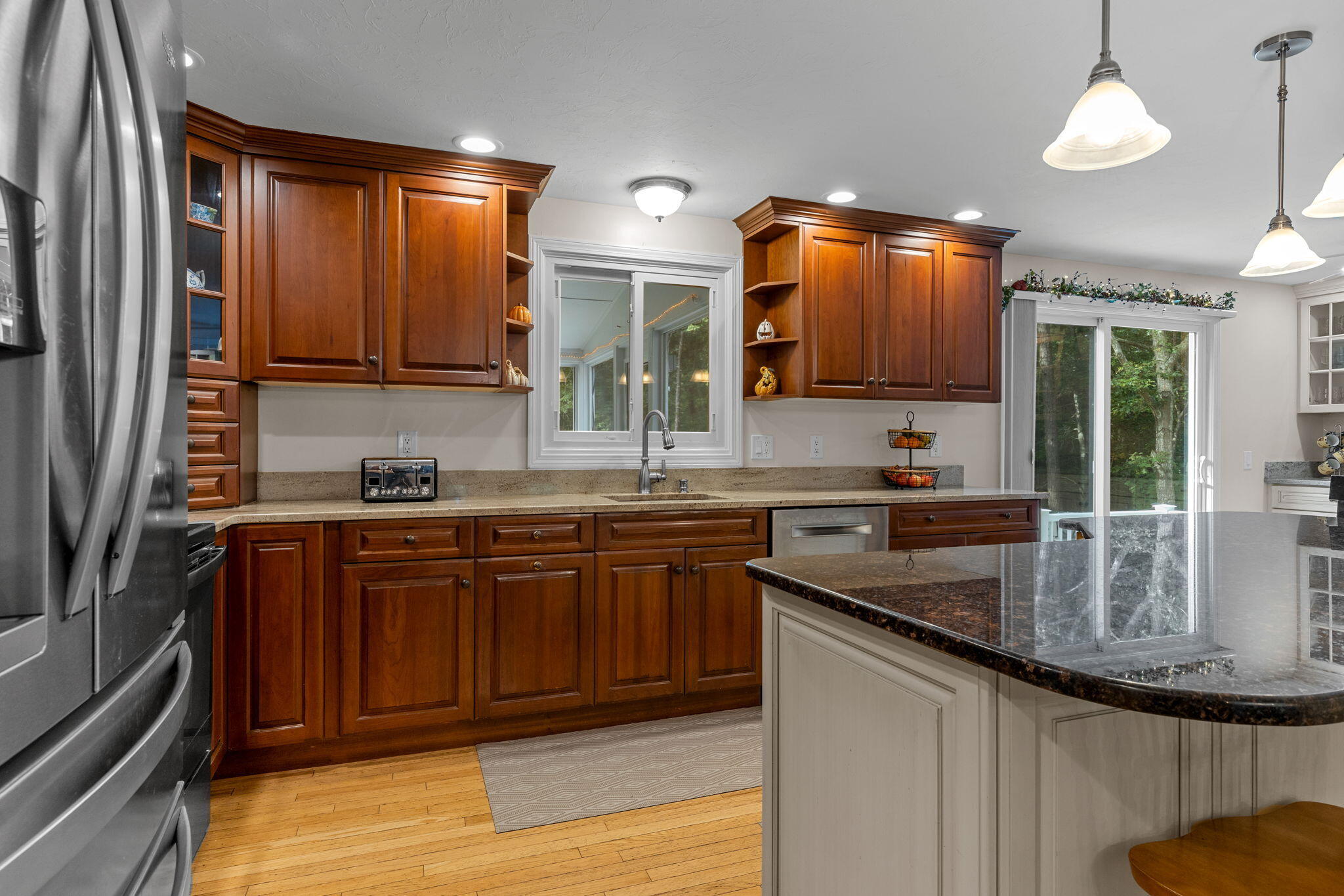 97 Roosevelt Road Cotuit, MA 02635 - Photo 11 of 65 18-web-or-mls-97-roosevelt-rd