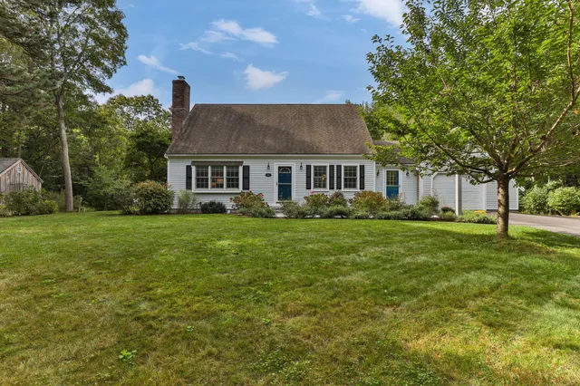 $842,500 | 97 Roosevelt Road, Cotuit, MA 02635