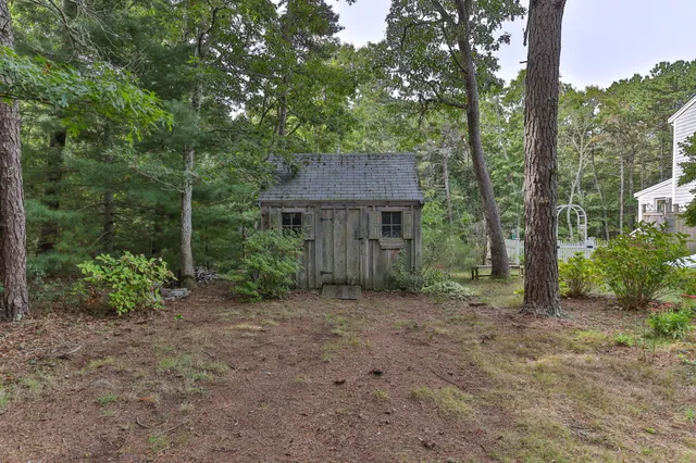 $842,500 | 97 Roosevelt Road, Cotuit, MA 02635