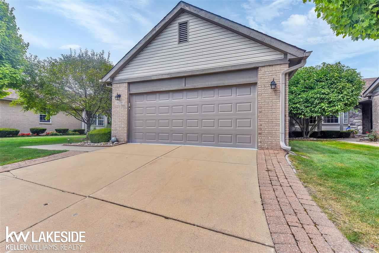 16251 Scenic, Unit 24 Clinton Township, MI 48038 - Photo 4 of 32