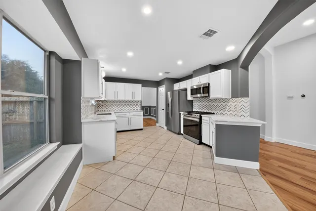 $1,990 | 17002 Analisa Circle, Houston, TX 77084