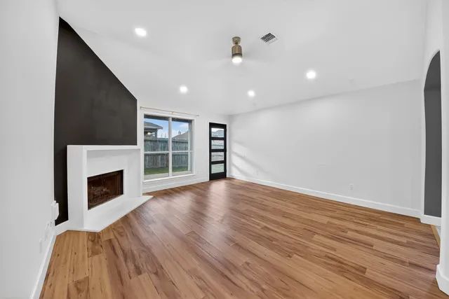 $1,990 | 17002 Analisa Circle, Houston, TX 77084