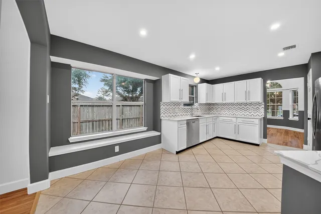 $1,990 | 17002 Analisa Circle, Houston, TX 77084