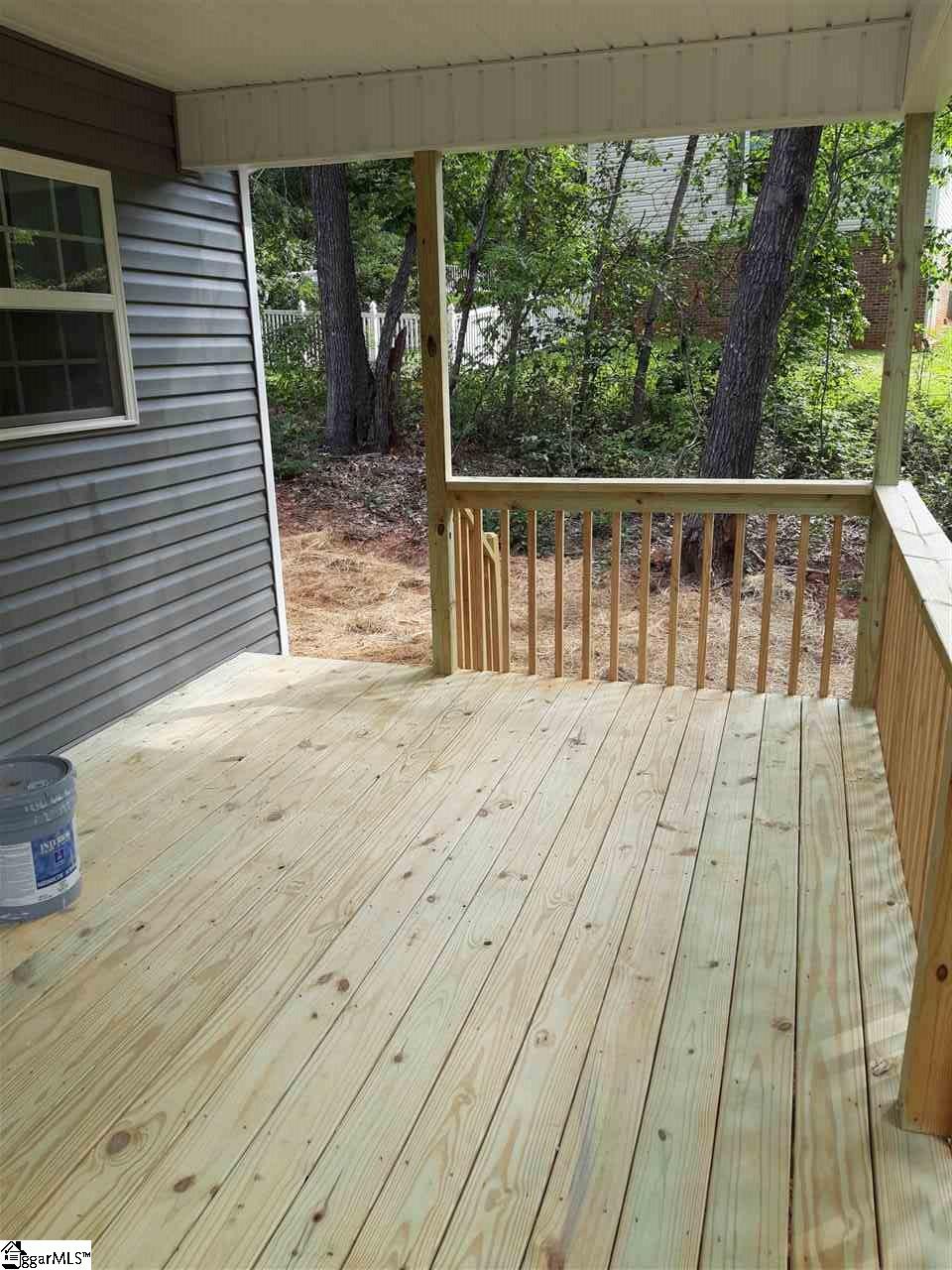 216 Ginko Ridge Pickens, SC 29671 - Photo 4 of 16