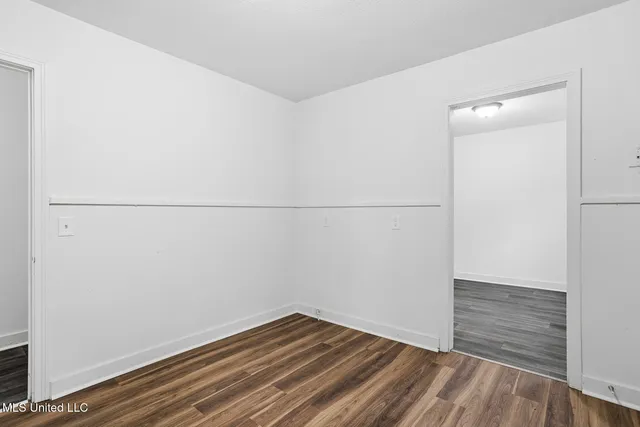 $99,900 | 215 Windsor Drive, Jackson, MS 39209