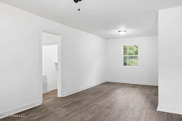 $99,900 | 215 Windsor Drive, Jackson, MS 39209