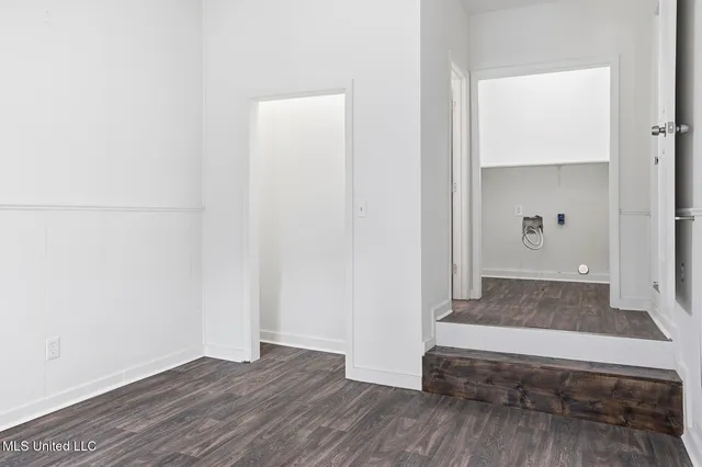 $99,900 | 215 Windsor Drive, Jackson, MS 39209