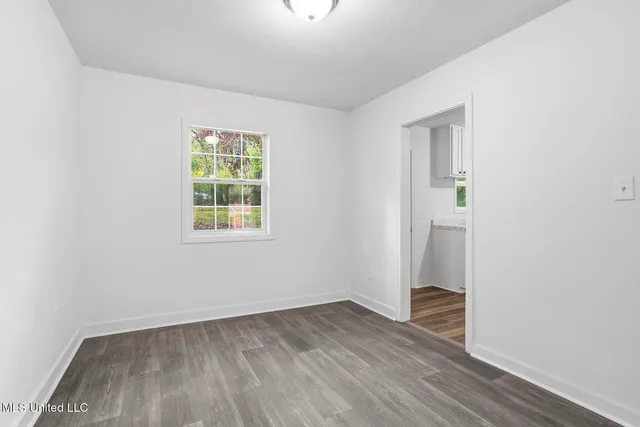 $99,900 | 215 Windsor Drive, Jackson, MS 39209