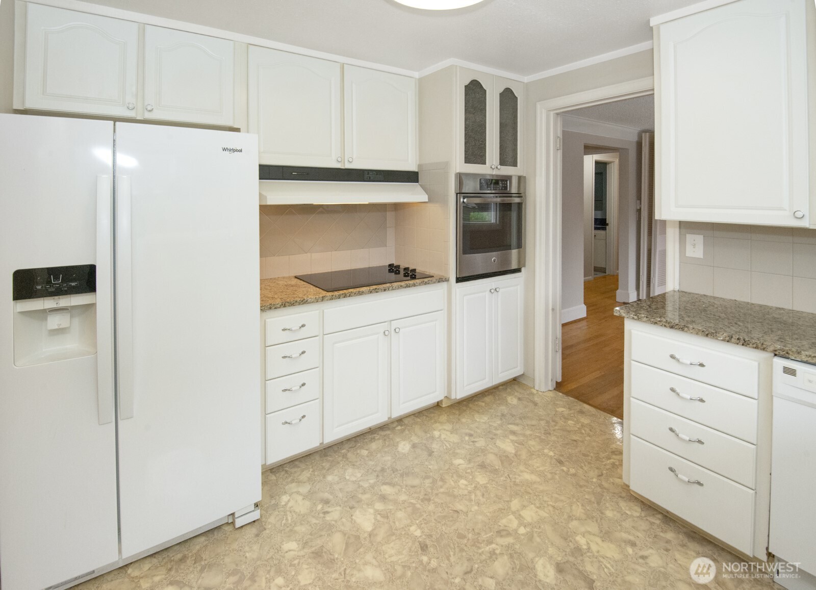 9318 Hipkins Road Southwest Lakewood, WA 98498 - Photo 13 of 31