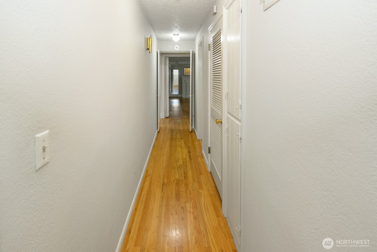 9318 Hipkins Road Southwest Lakewood, WA 98498 - Photo 17 of 31