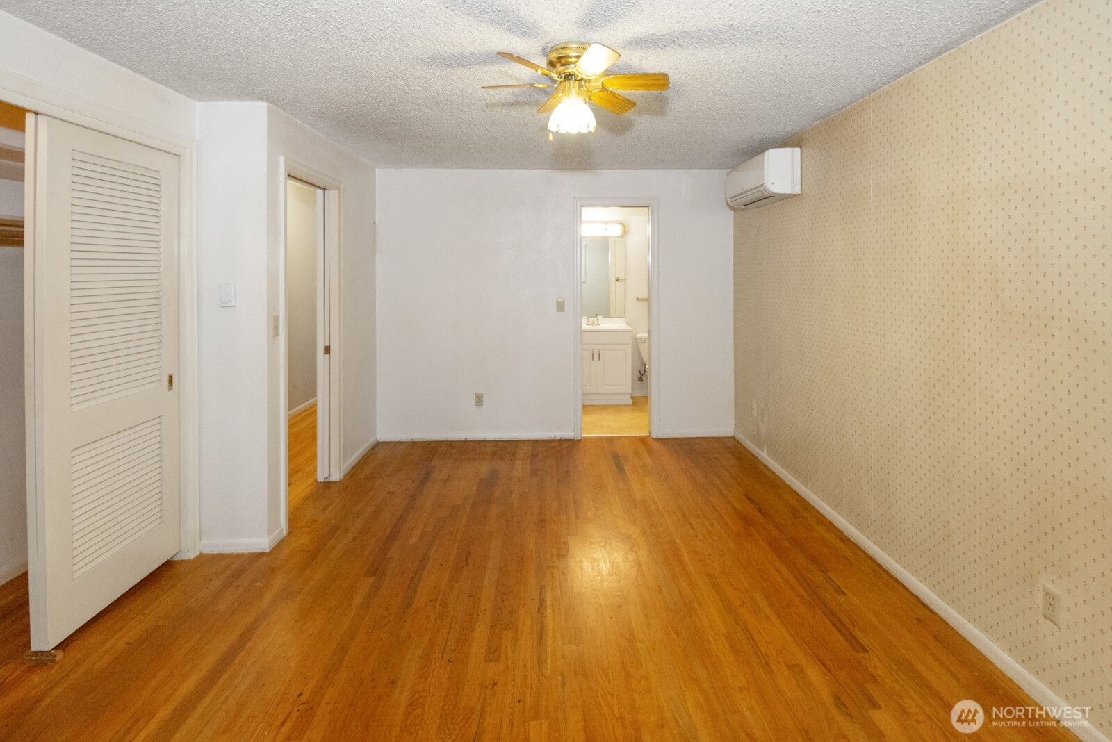 9318 Hipkins Road Southwest Lakewood, WA 98498 - Photo 18 of 31