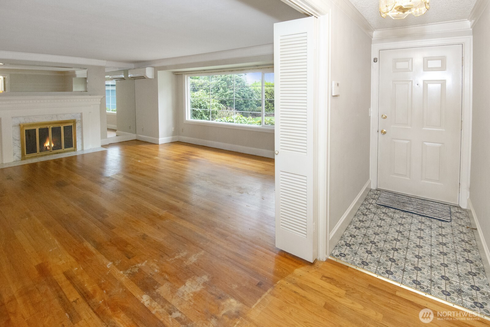 9318 Hipkins Road Southwest Lakewood, WA 98498 - Photo 4 of 31