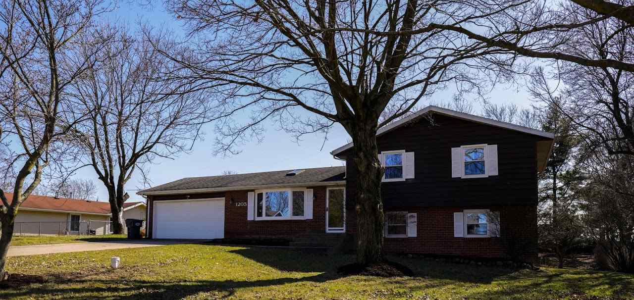 1205 East Cooper Road Muncie, IN 47303 - Photo 1 of 24 Gallery Image 1