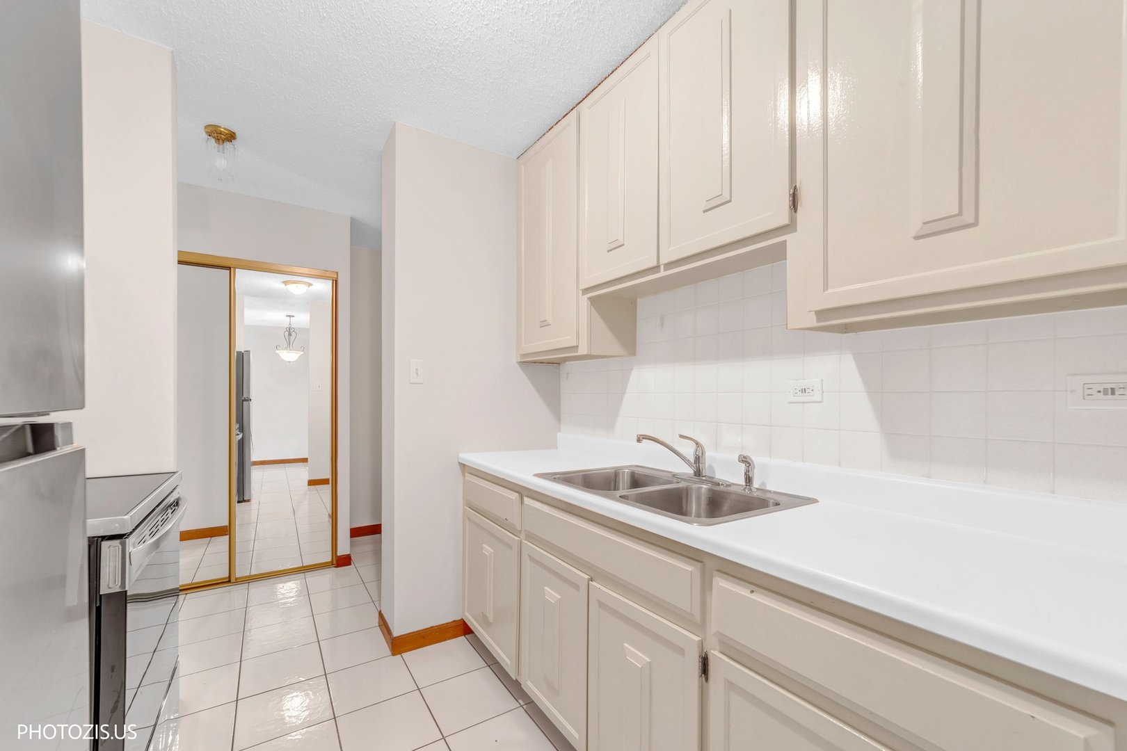 18 East Old Willow Road, Unit 101N Prospect Heights, IL 60070 - Photo 16 of 24