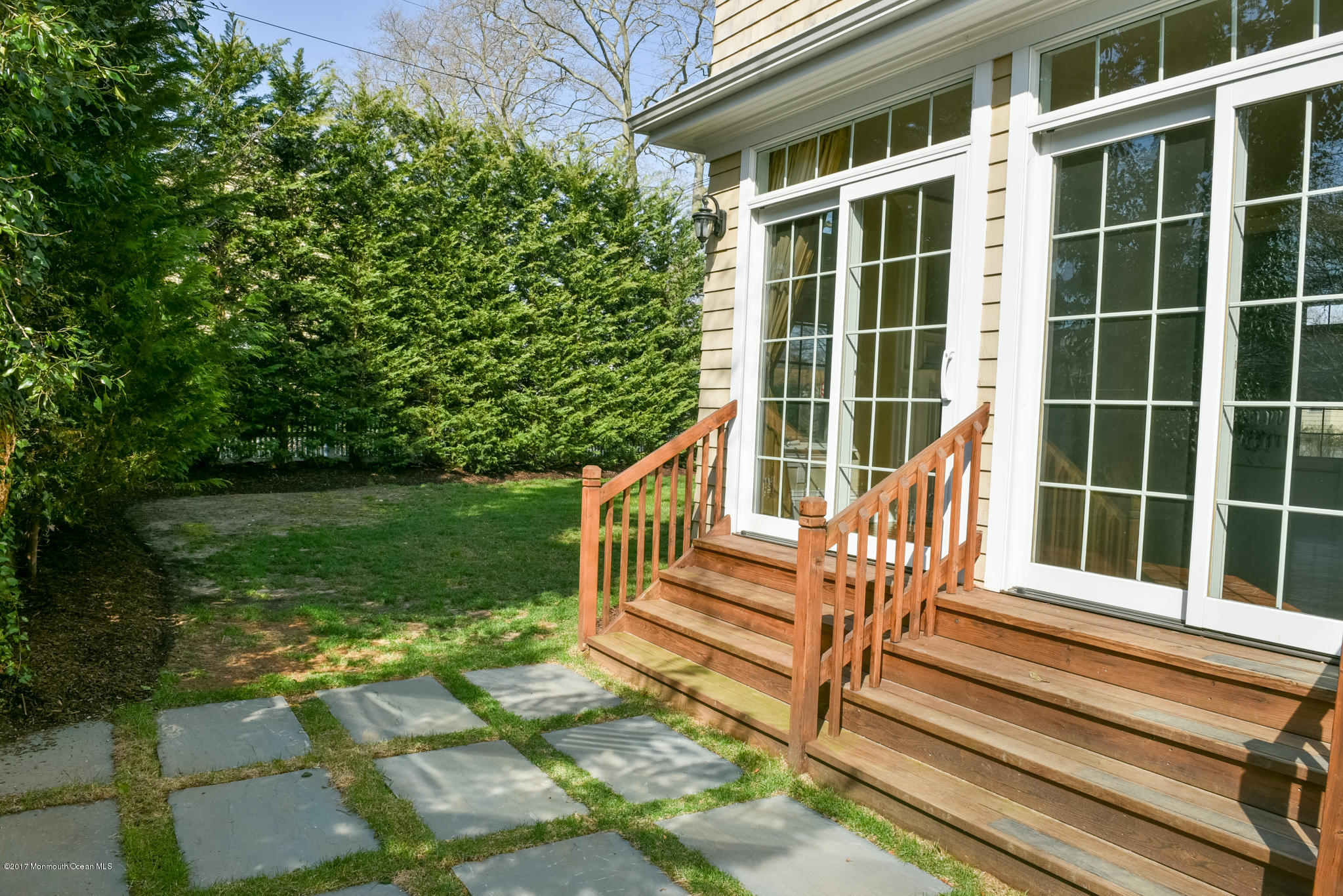 113 Black Point Road Rumson, NJ 07760 - Photo 15 of 17 Patio & Yard