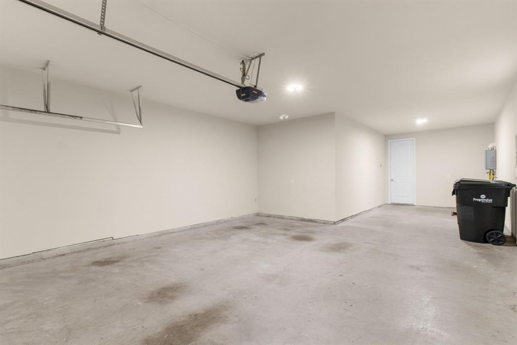 4560 Cheetah Trail Frisco, TX 75034 - Photo 23 of 38 a view of an empty room