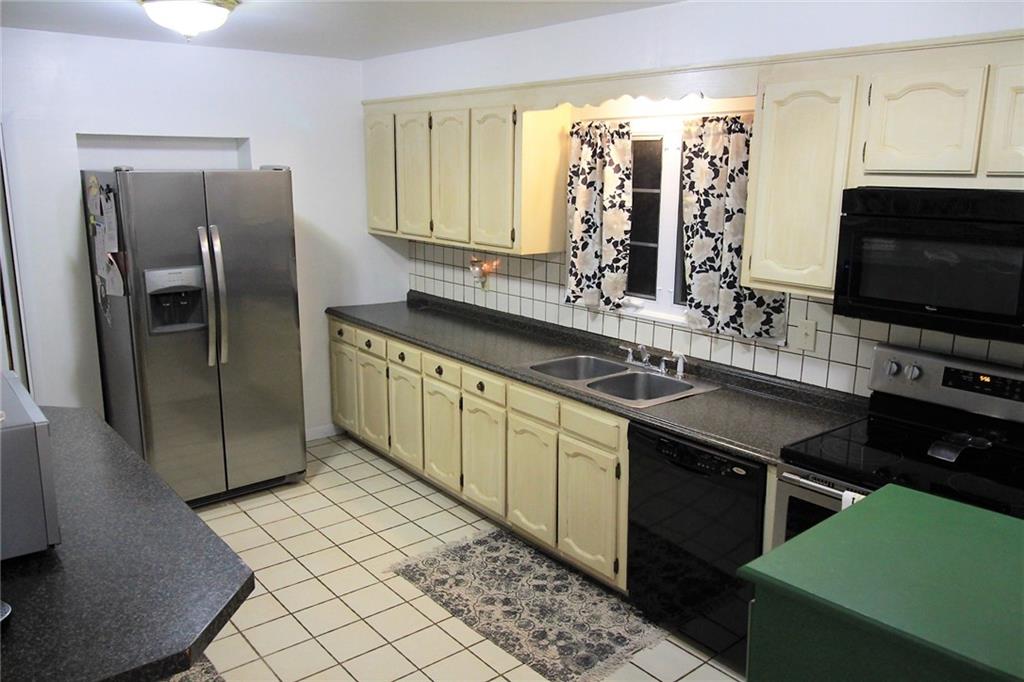 1063 Old Princeton Road New Castle, PA 16101 - Photo 6 of 22
