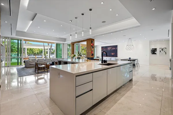 $125,000 | 3465 Meridian Avenue, Miami Beach, FL 33140