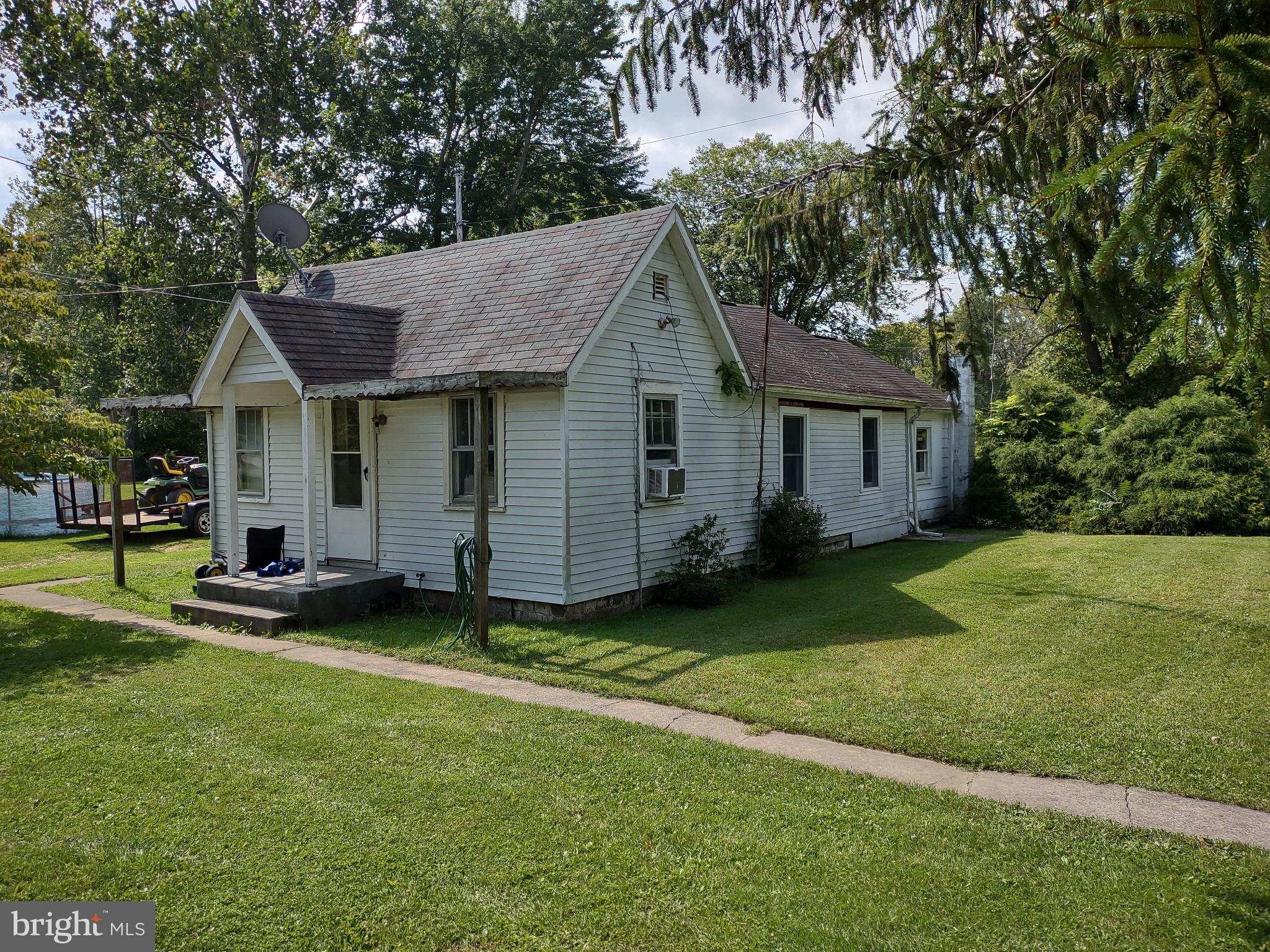 4159 Sycamore Grove Road Chambersburg, PA 17202 - Photo 1 of 23 Perfect for a small family and Retirees