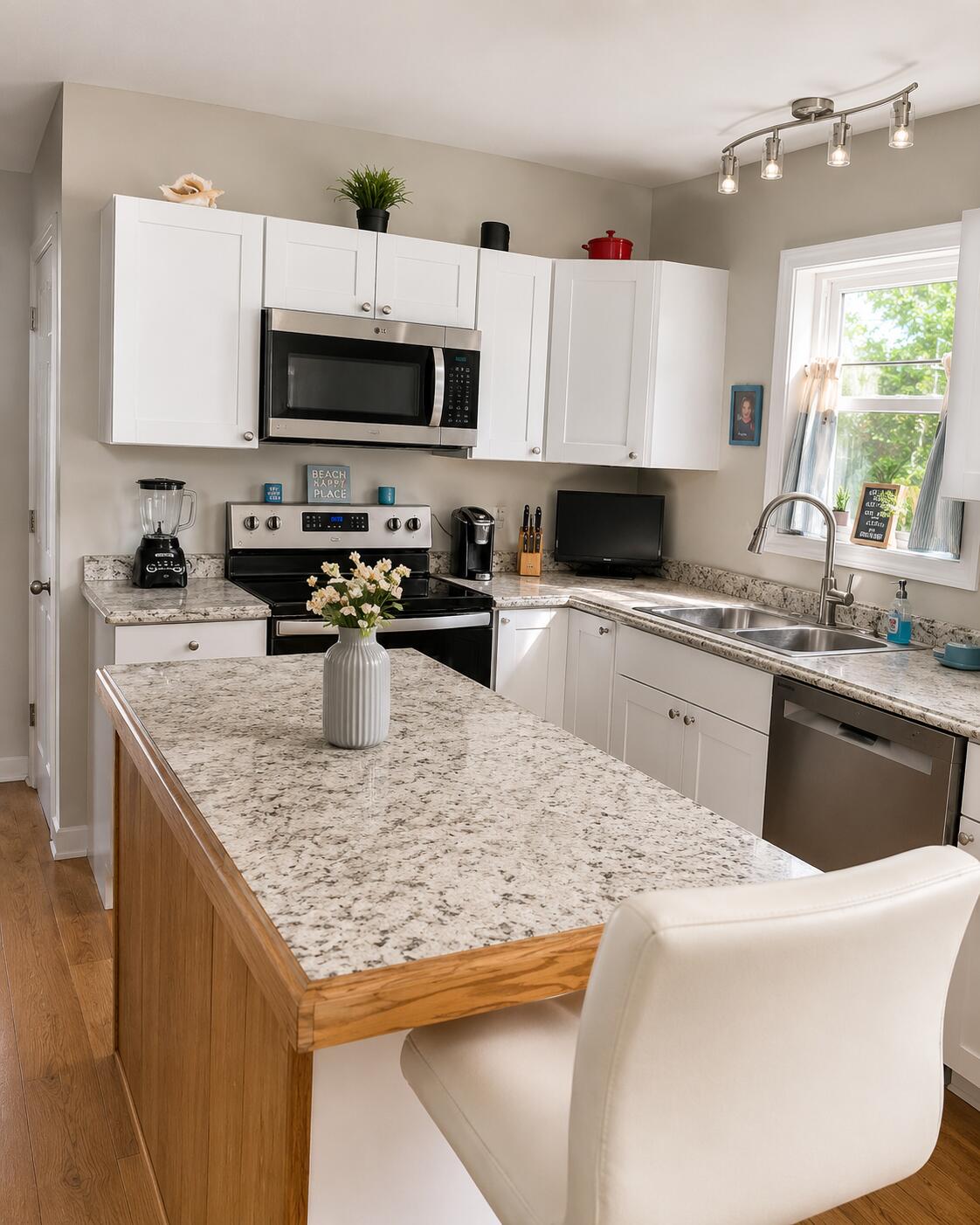 41 Smithwheel Road, Unit 1 Old Orchard Beach, ME 04064 - Photo 9 of 30 11E51817-CA6C-4487-89D8-37565A5CC62A