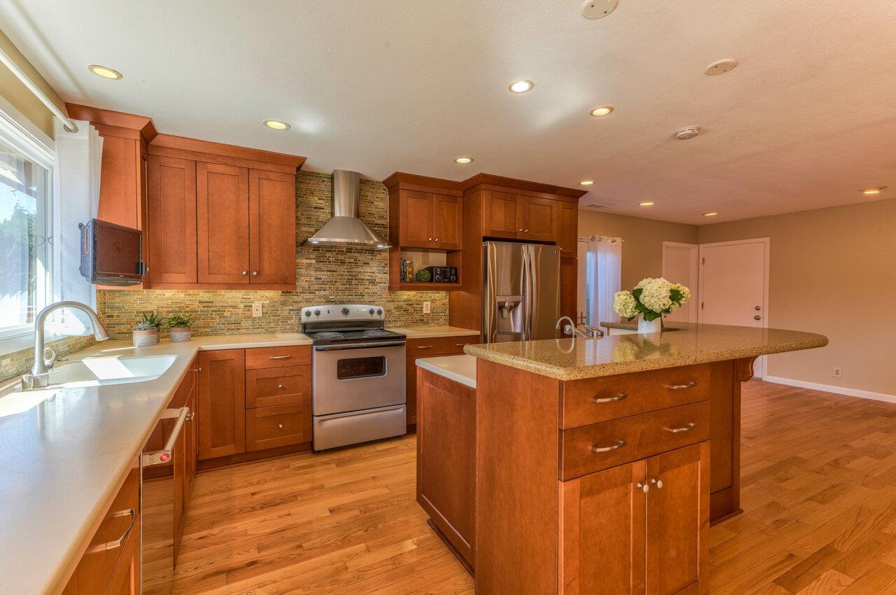 22580 Murietta Road Salinas, CA 93908 - Photo 12 of 44 Gallery Image 12