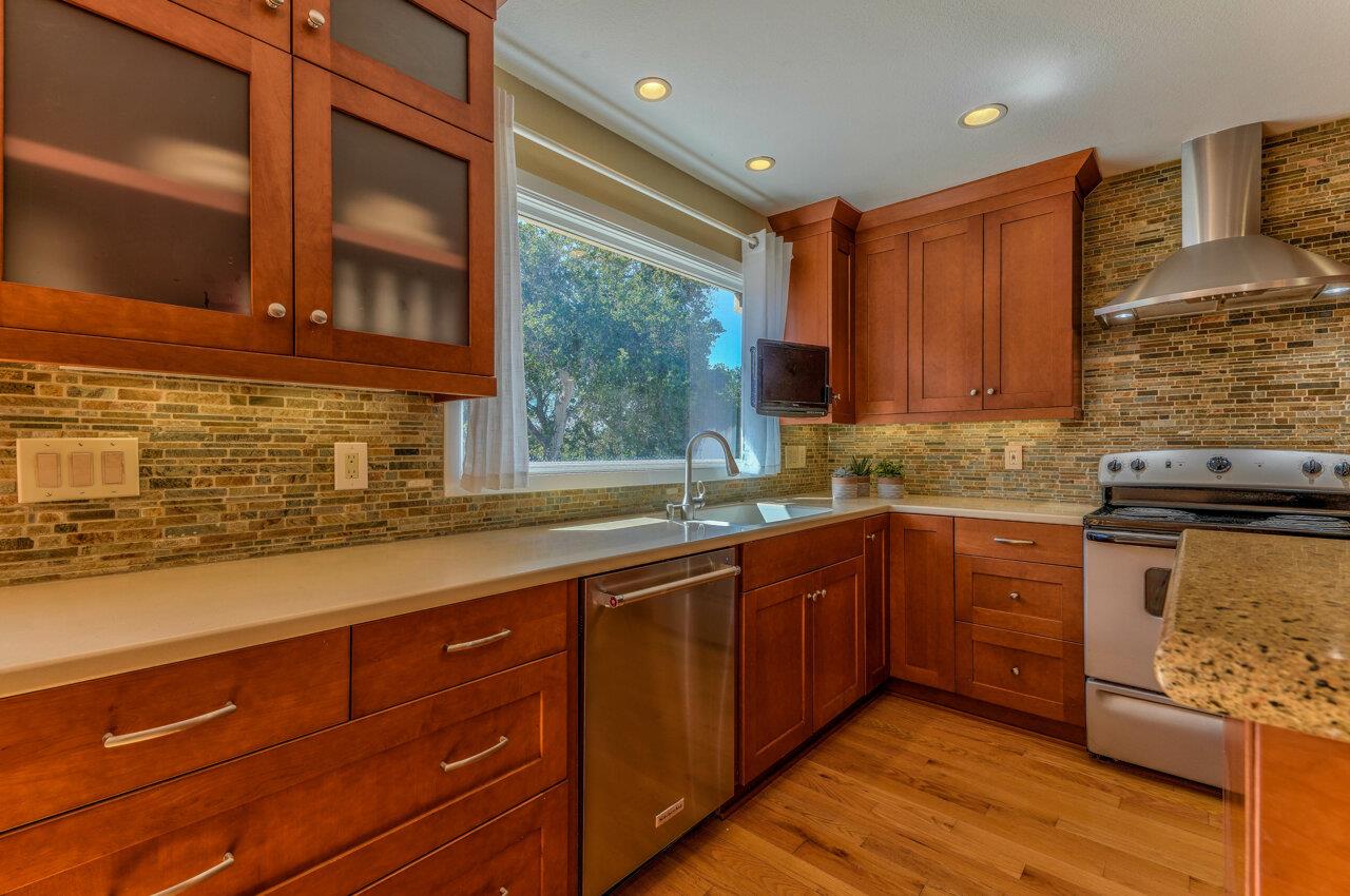 22580 Murietta Road Salinas, CA 93908 - Photo 13 of 44 Gallery Image 13