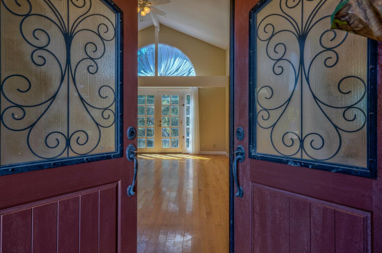22580 Murietta Road Salinas, CA 93908 - Photo 3 of 44 Gallery Image 3