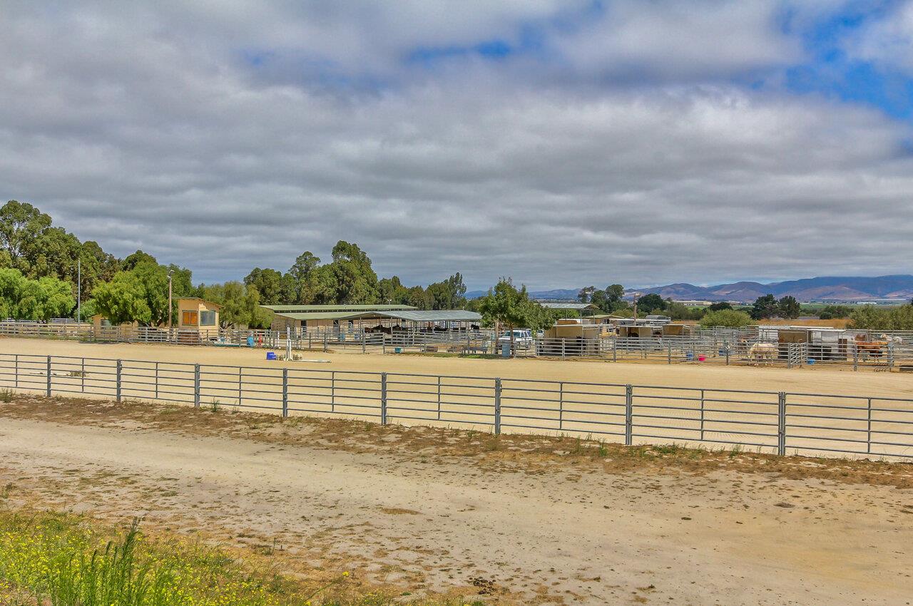 22580 Murietta Road Salinas, CA 93908 - Photo 40 of 44 Gallery Image 40