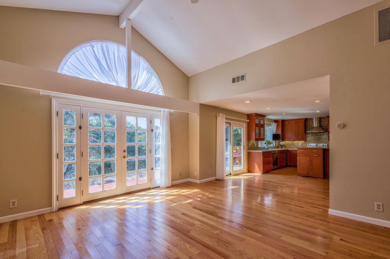 22580 Murietta Road Salinas, CA 93908 - Photo 6 of 44 Gallery Image 6