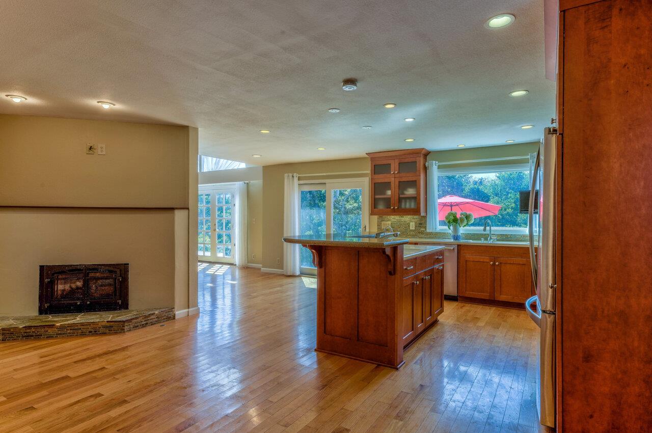 22580 Murietta Road Salinas, CA 93908 - Photo 8 of 44 Gallery Image 8
