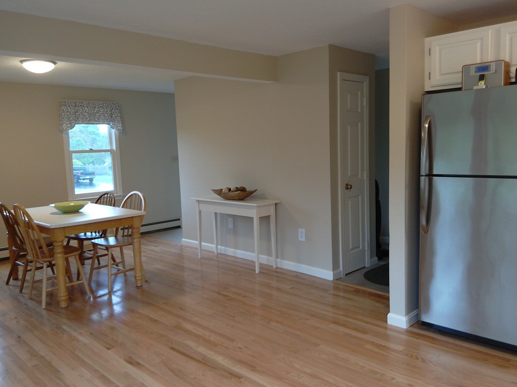 14 Stoney Weir Road Halifax, MA 02338 - Photo 3 of 12 Gallery Image 3