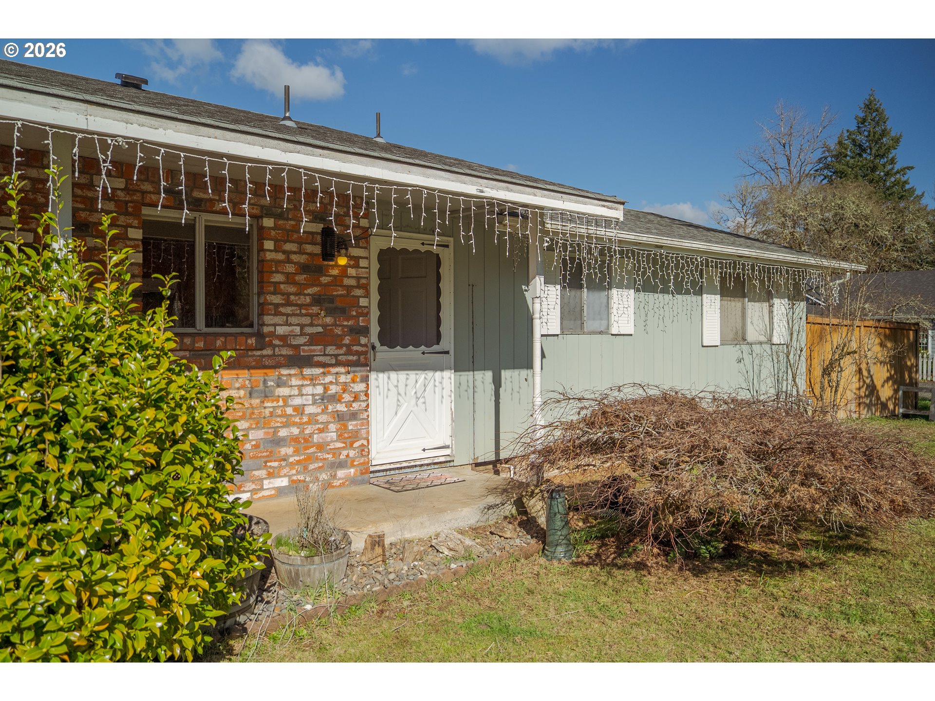 1160 Cedar Street Sweet Home, OR 97386 - Photo 10 of 38