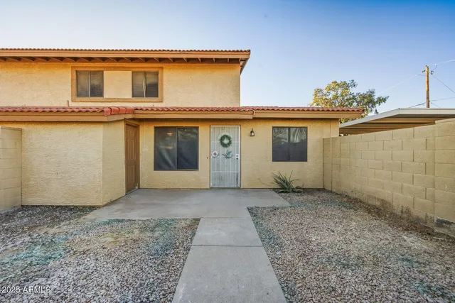 $1,700 | 9953 East Billings Street, Unit 3, Mesa, AZ 85207