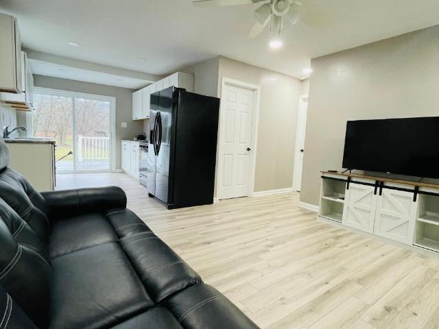 58 Locust Street Warren, PA 16365 - Photo 6 of 14 Gallery Image 6