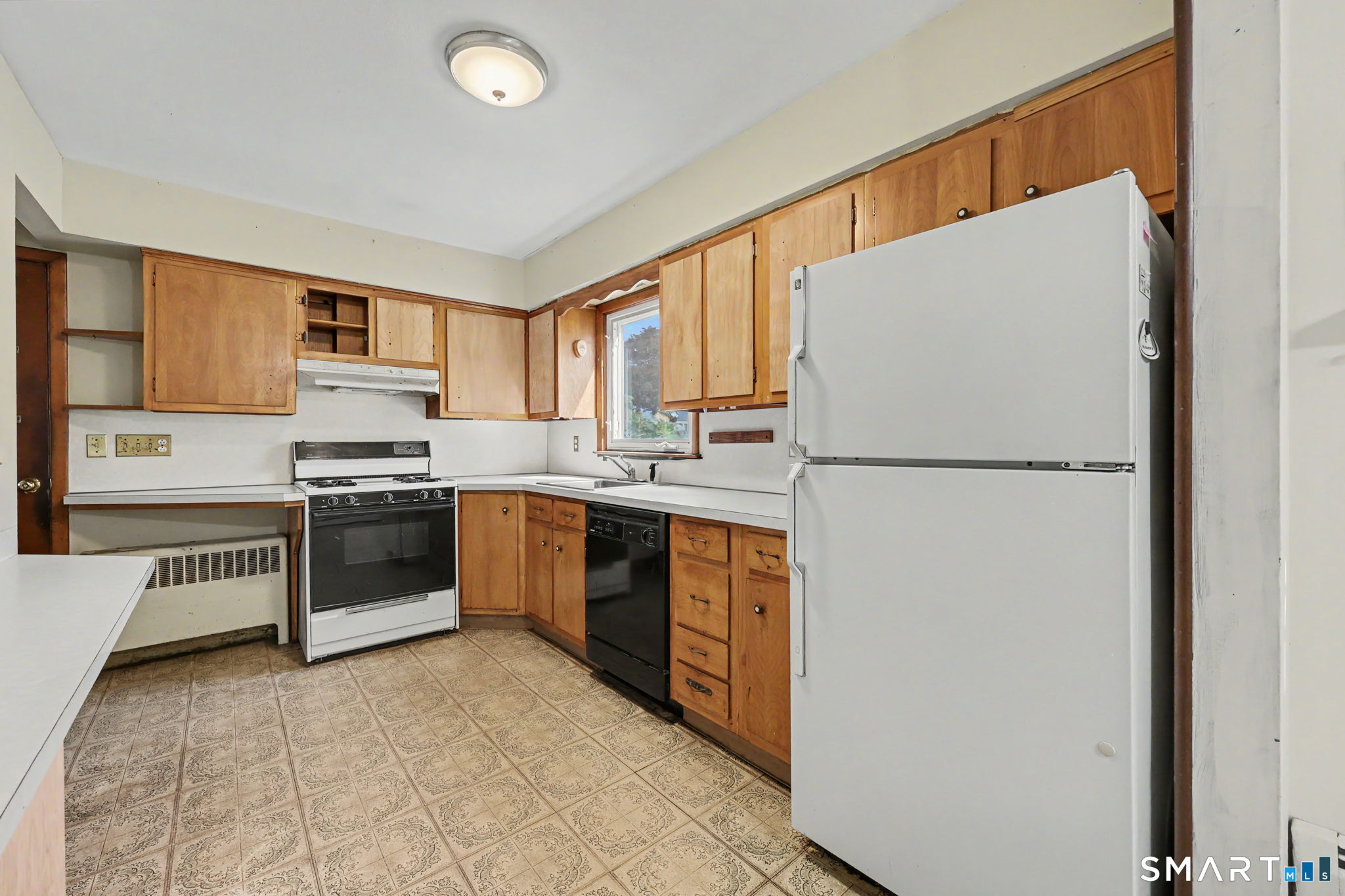 4 Johns Road Brookfield, CT 06804 - Photo 8 of 37 Gallery Image 8