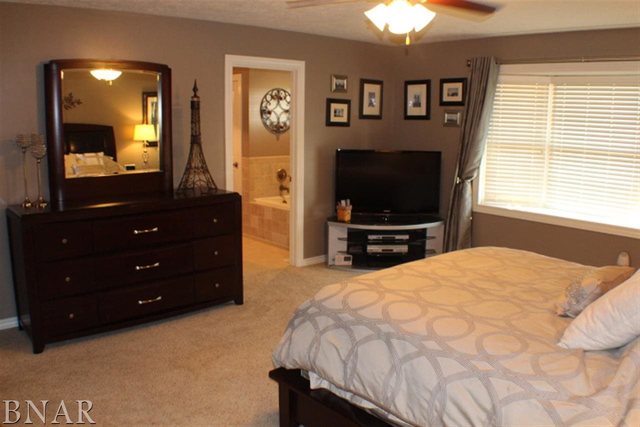 2297 Corrigan Way Normal, IL 61761 - Photo 6 of 25