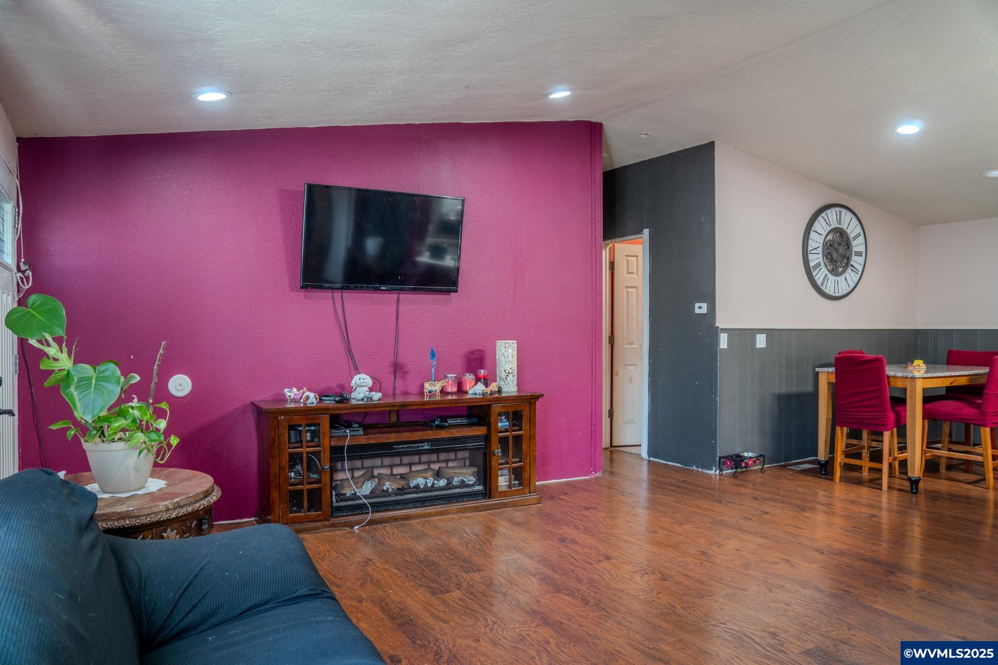 300 South Everest Road, Unit 19 Newberg, OR 97132 - Photo 7 of 26