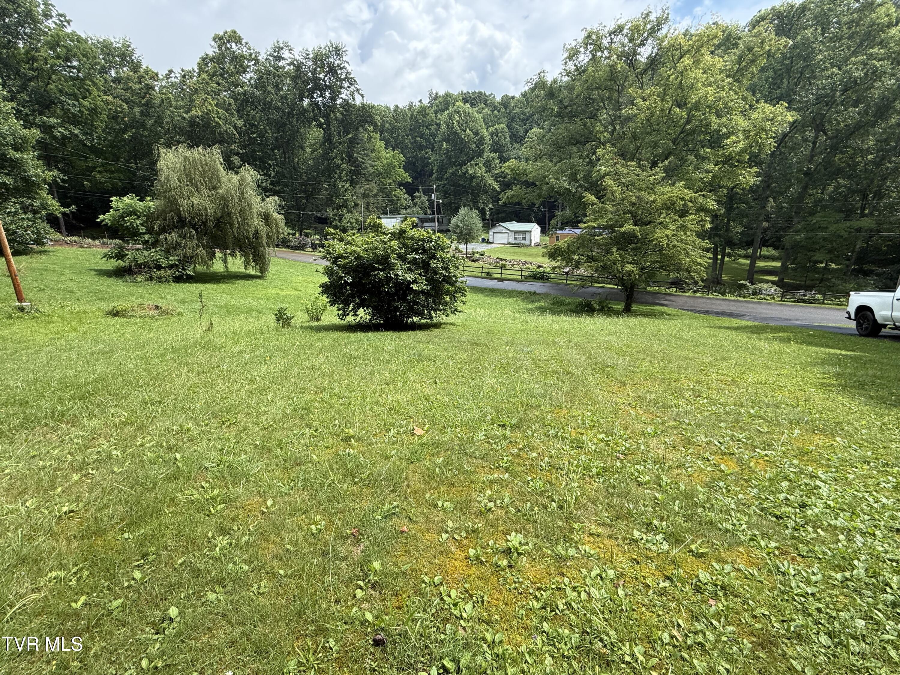 201 Mill Creek Road Elizabethton, TN 37643 - Photo 13 of 18 IMG_4391