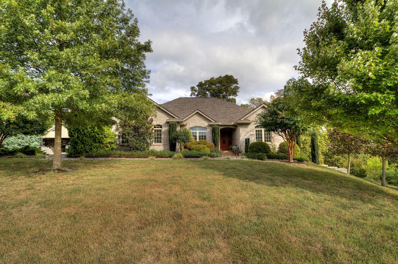 1007 Quail Ridge Lane Dandridge, TN 37725 - Photo 2 of 39 Gallery Image 2
