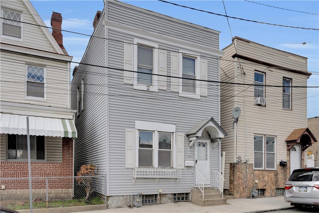 4427 Howley Street Pittsburgh, PA 15224 - Photo 12 of 34 4429 Howley