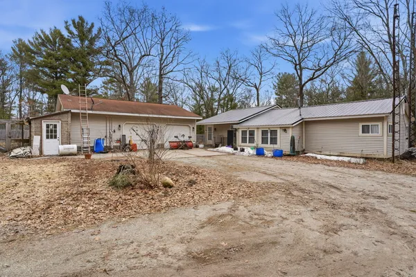 $224,900 | 1714 Linnard Road, Twin Lake, MI 49457
