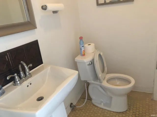 $89,000 | 109 West Elm Street, Gaston, IN 47342