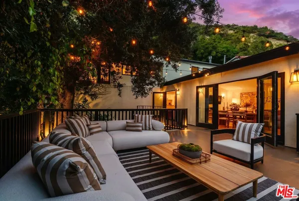 $10,000 | 9849 Portola Drive, Beverly Hills, CA 90210